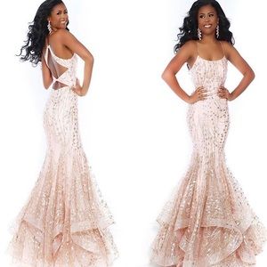 Jasz Couture Prom Dress